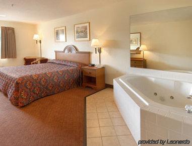 Quality Inn Huntington Habitación foto